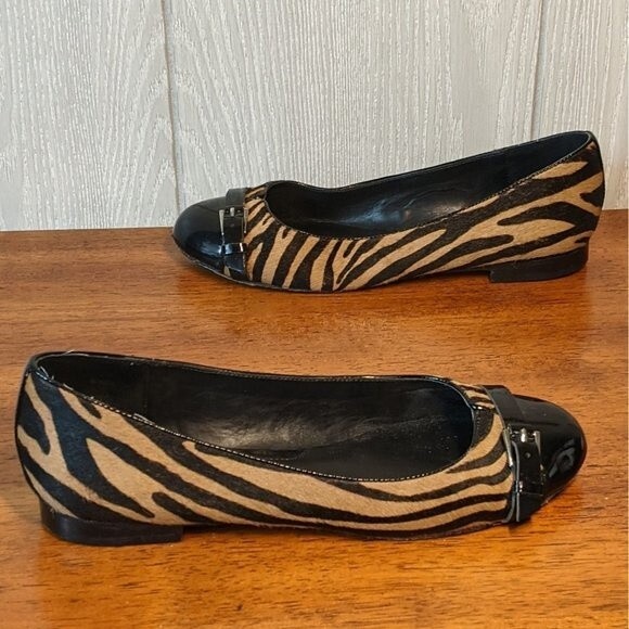 White House Black Market animal print calf hair patent leather flats sz 7.5M - Picture 7 of 7